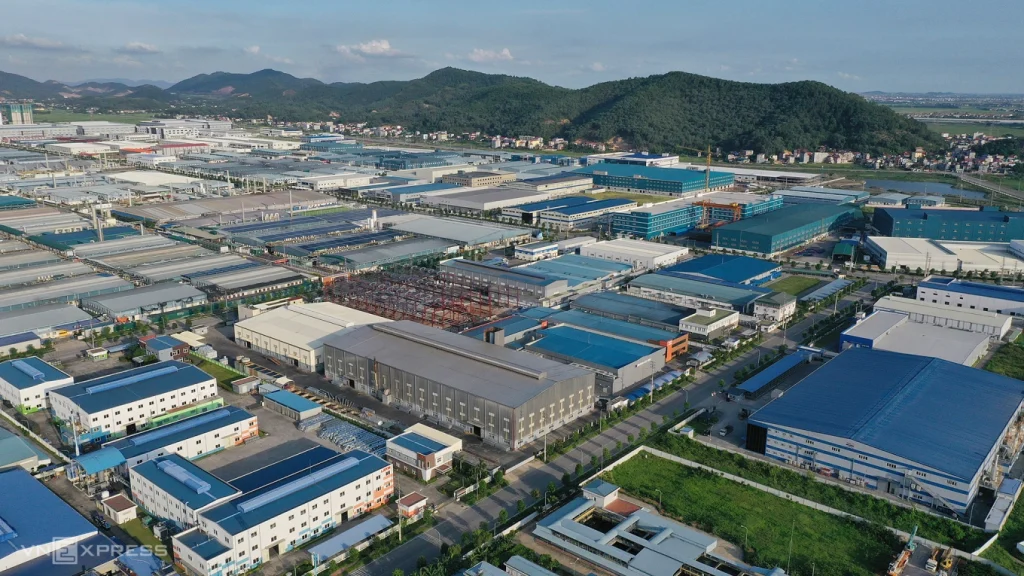 Dòng vốn FDI phục hồi mạnh sau “sóng gió thuế quan”